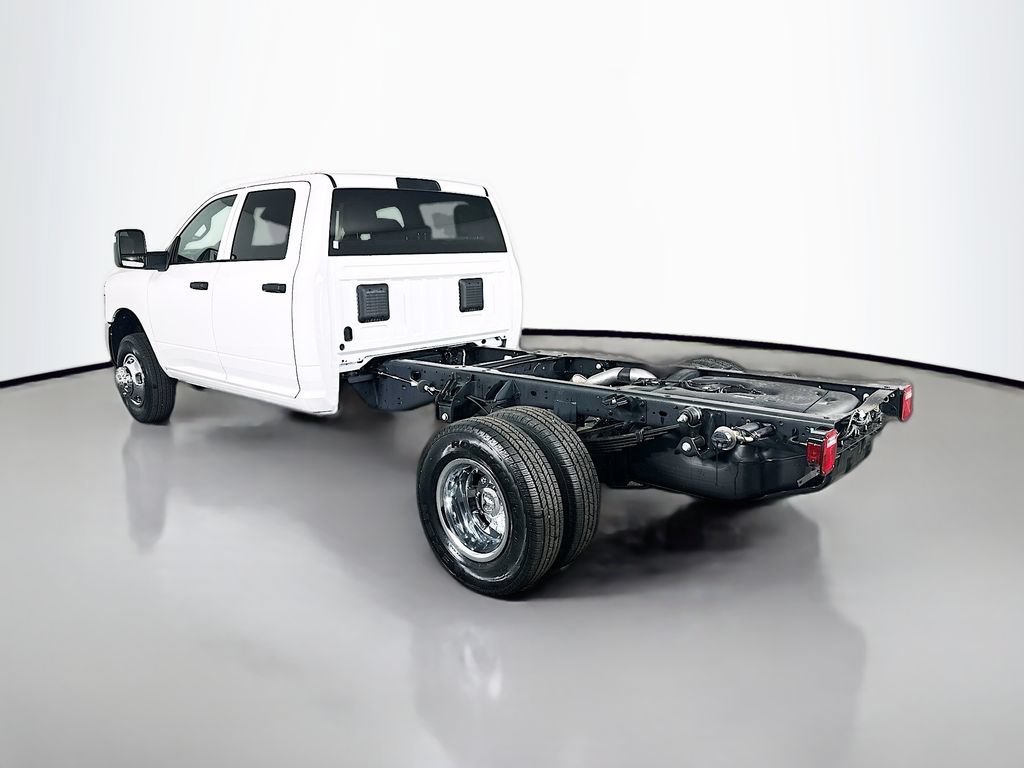 New 2026 RAM 3500 Tradesman w/ Chrome Appearance Group A AWD/4WD image 5