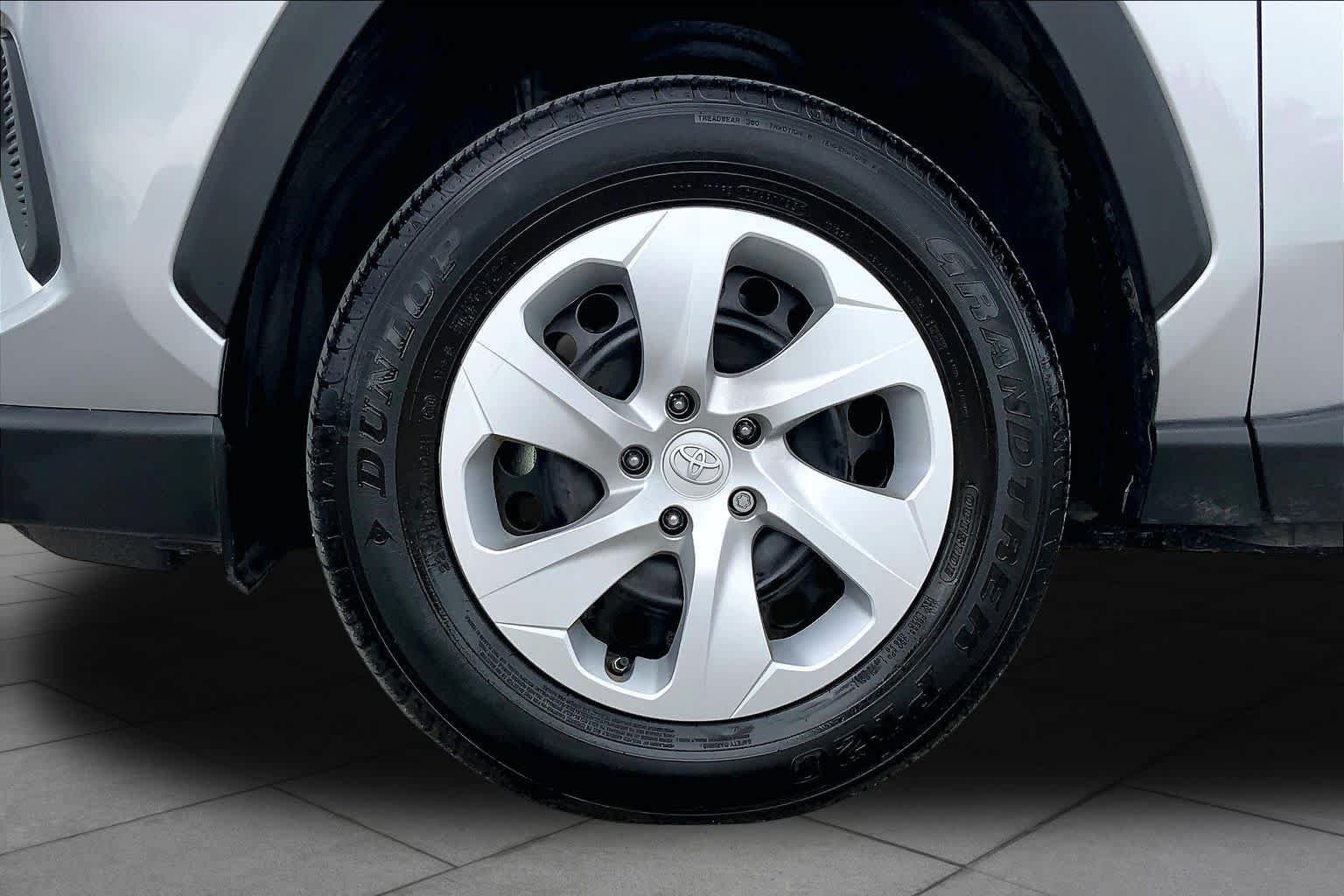 Certified 2025 Toyota RAV4 LE FWD image 11