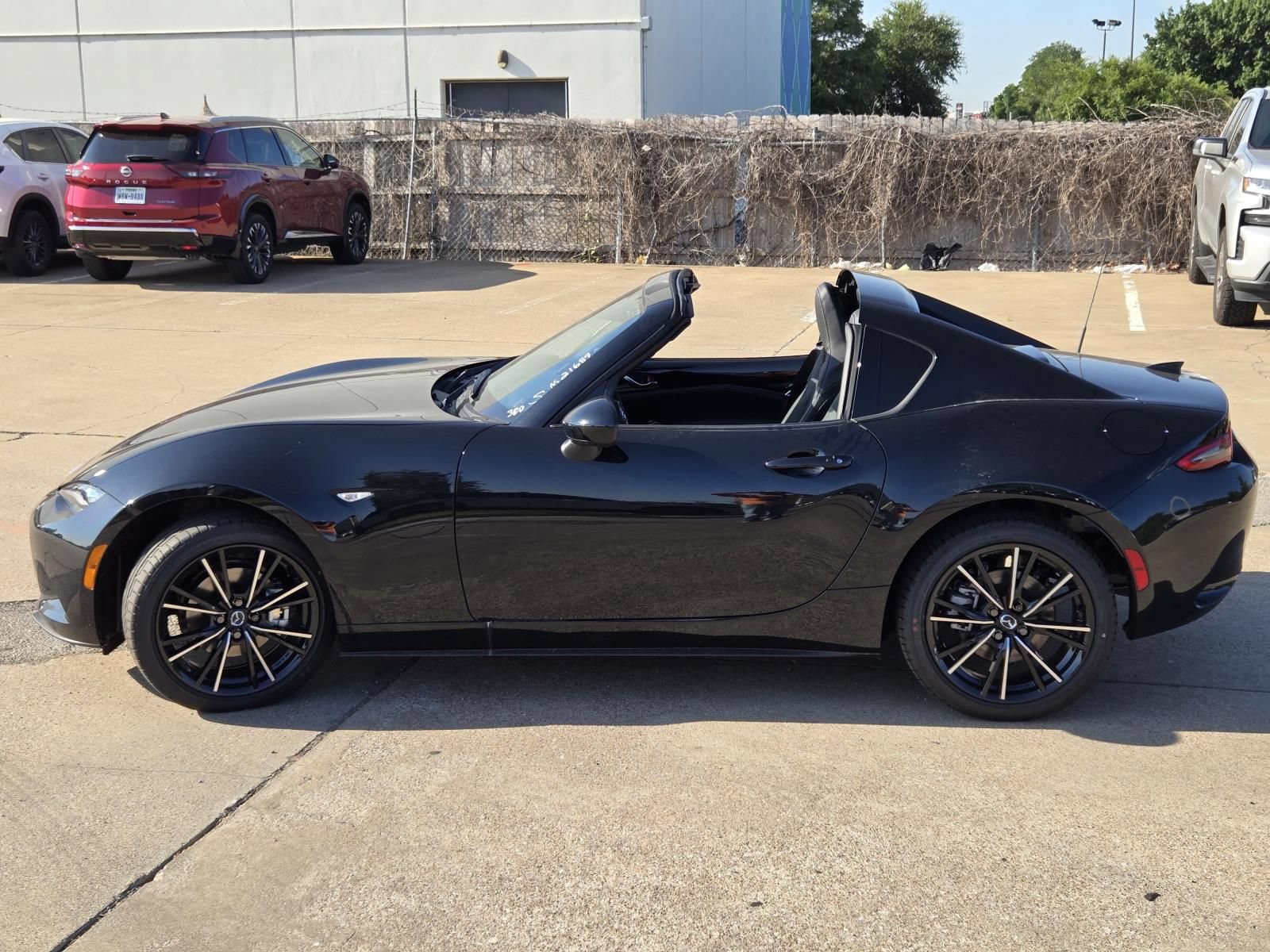 New 2026 MAZDA MX-5 Miata RF Grand Touring RWD image 9