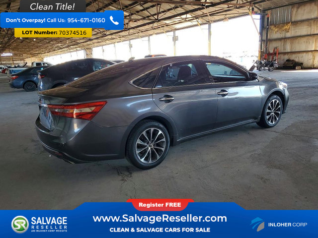 Used 2016 Toyota Avalon XLE FWD image 4