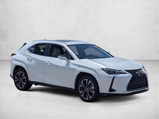 Used 2024 Lexus UX 250h FWD w/ Premium Package image 3