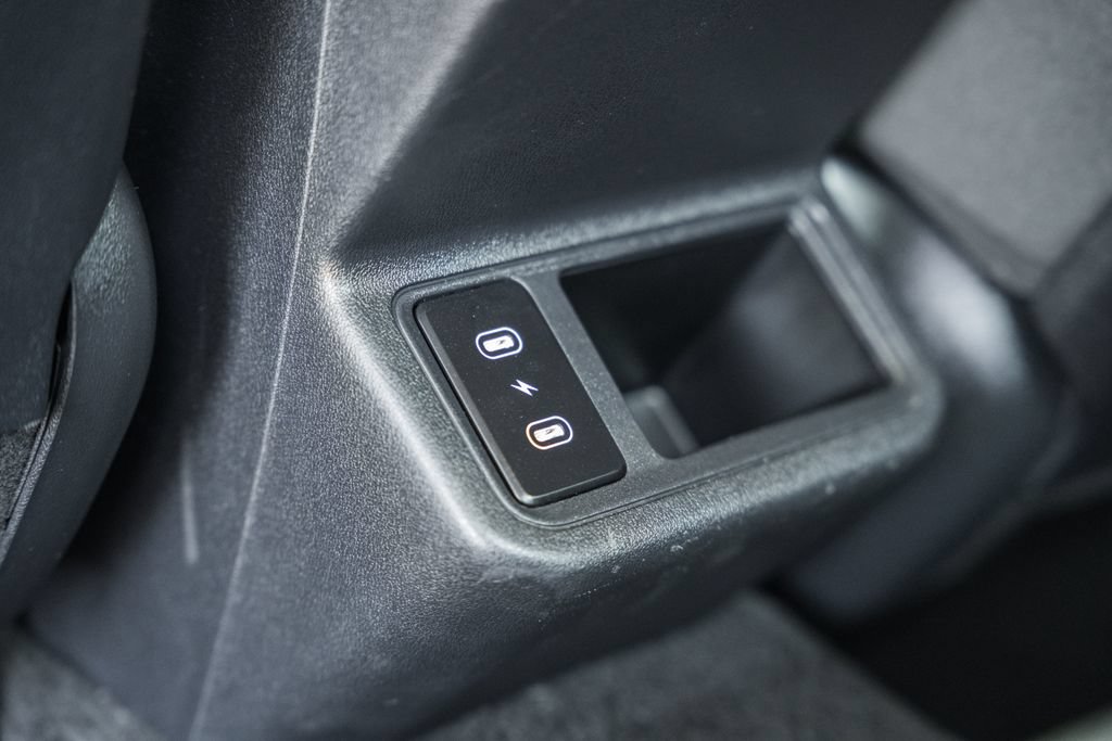 Used 2025 Kia K4 FWD image 29