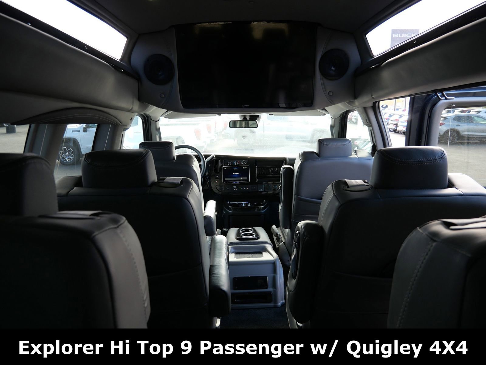 Used 2025 GMC Savana 3500 LT w/ LT Preferred Equipment Group image 14