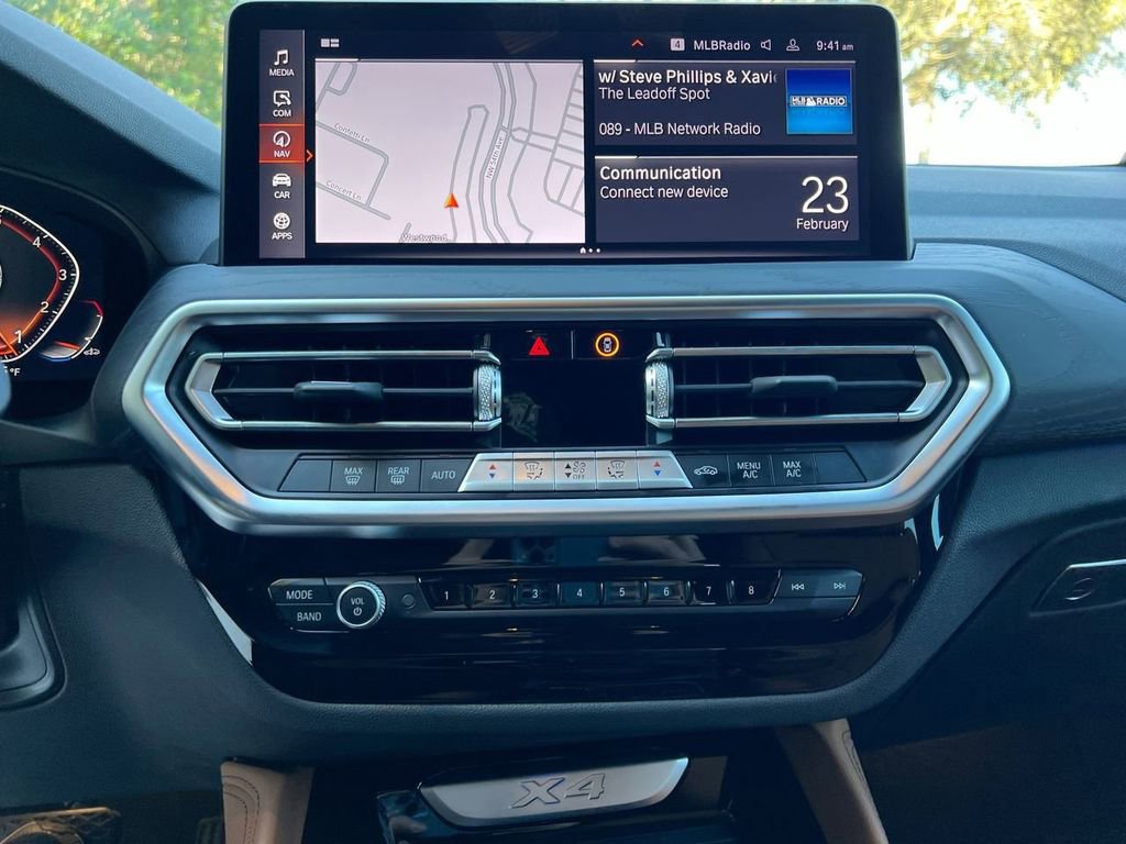 Used 2024 BMW X4 xDrive30i w/ Parking Assistance Package image 18