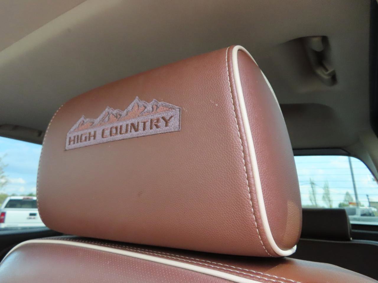 Used 2015 Chevrolet Silverado 2500 High Country w/ Duramax Plus Package AWD/4WD image 24