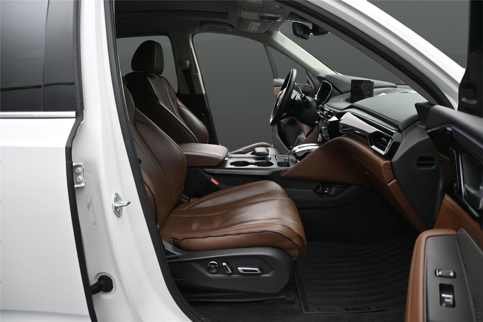 Certified 2023 Acura MDX SH-AWD w/ Advance Package image 13