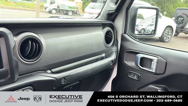 Used 2022 Jeep Gladiator Sport AWD/4WD image 20
