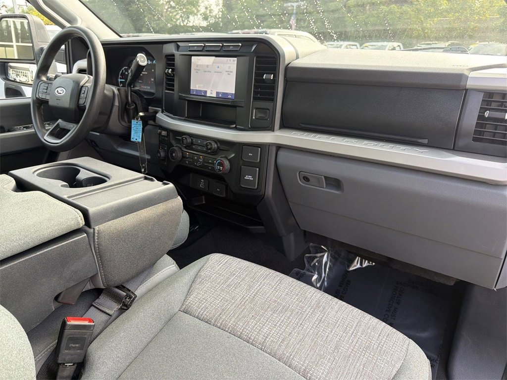 Used 2024 Ford F250 XLT image 31