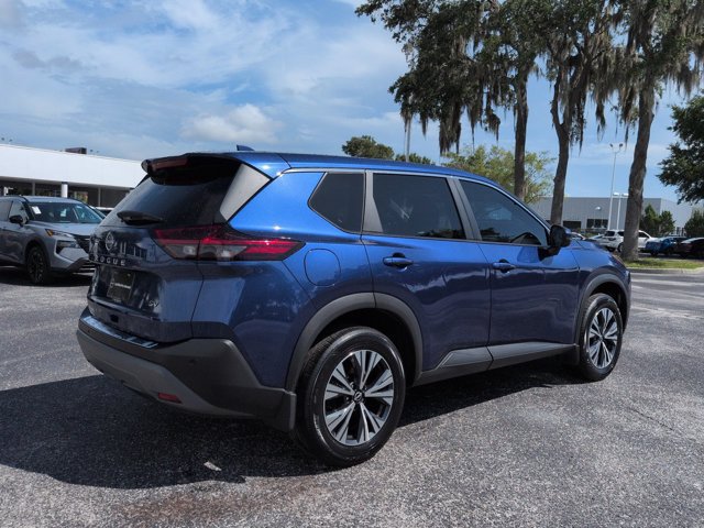 Certified 2022 Nissan Rogue SV FWD image 4