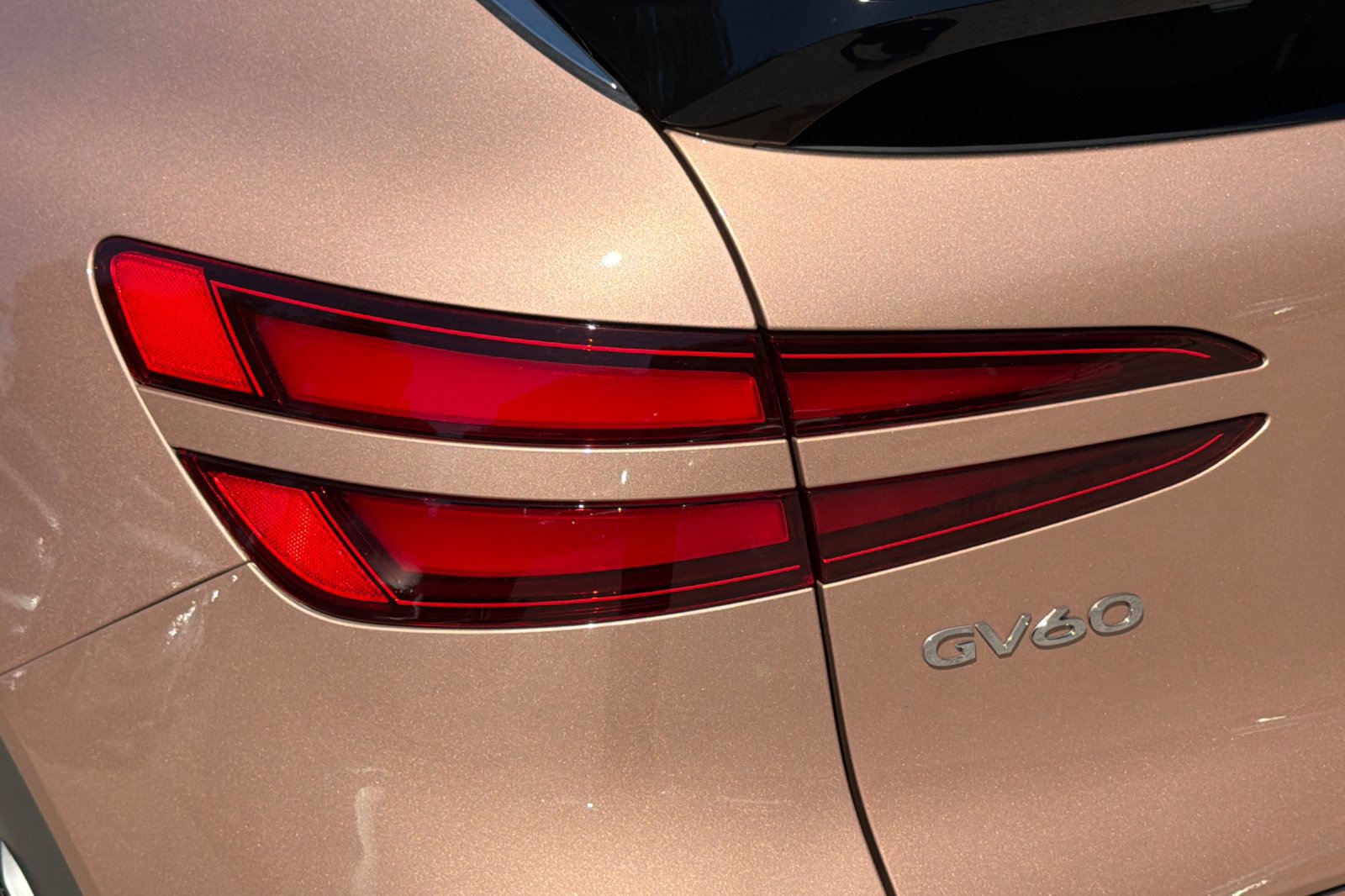 Used 2023 Genesis GV60 Advanced AWD/4WD image 35