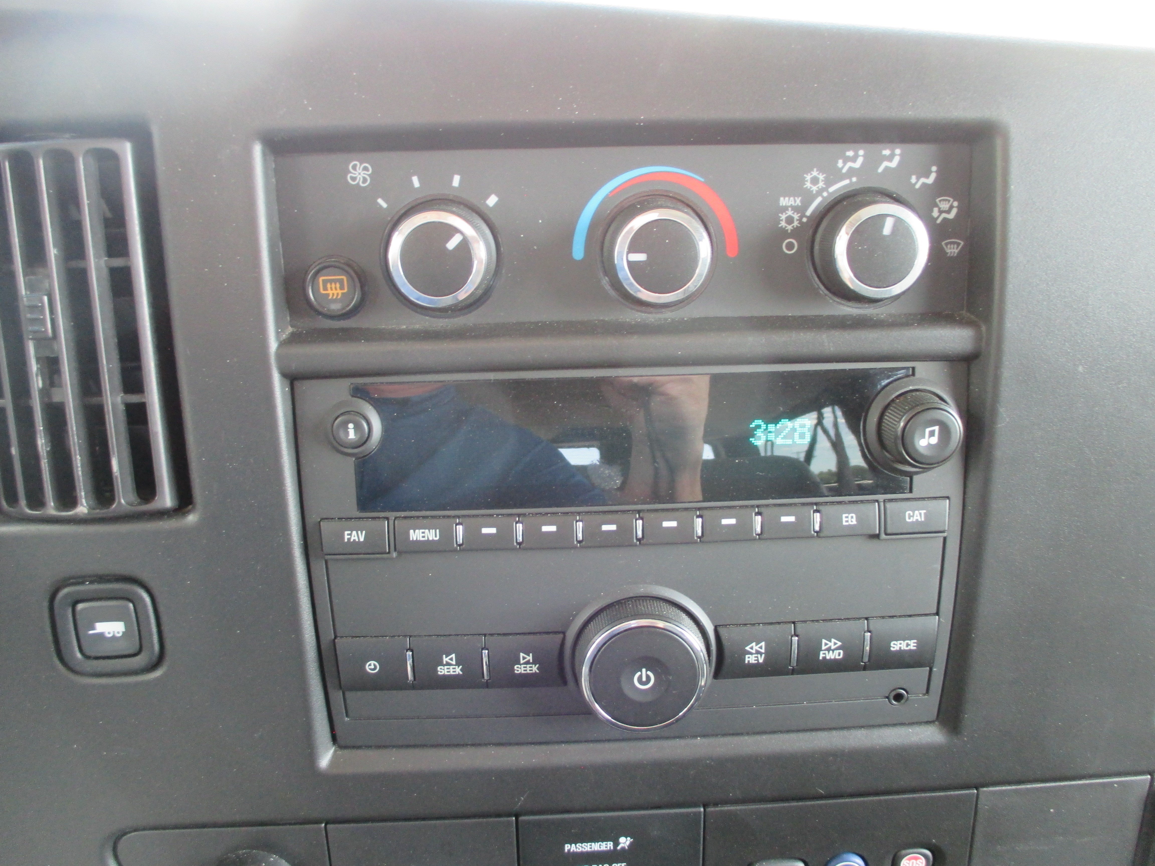 Used 2023 Chevrolet Express 3500 LS RWD image 12