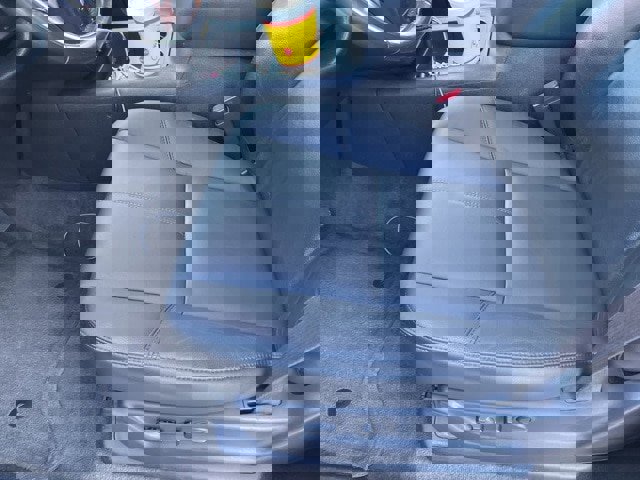 Used 2014 Chevrolet Suburban LT image 12