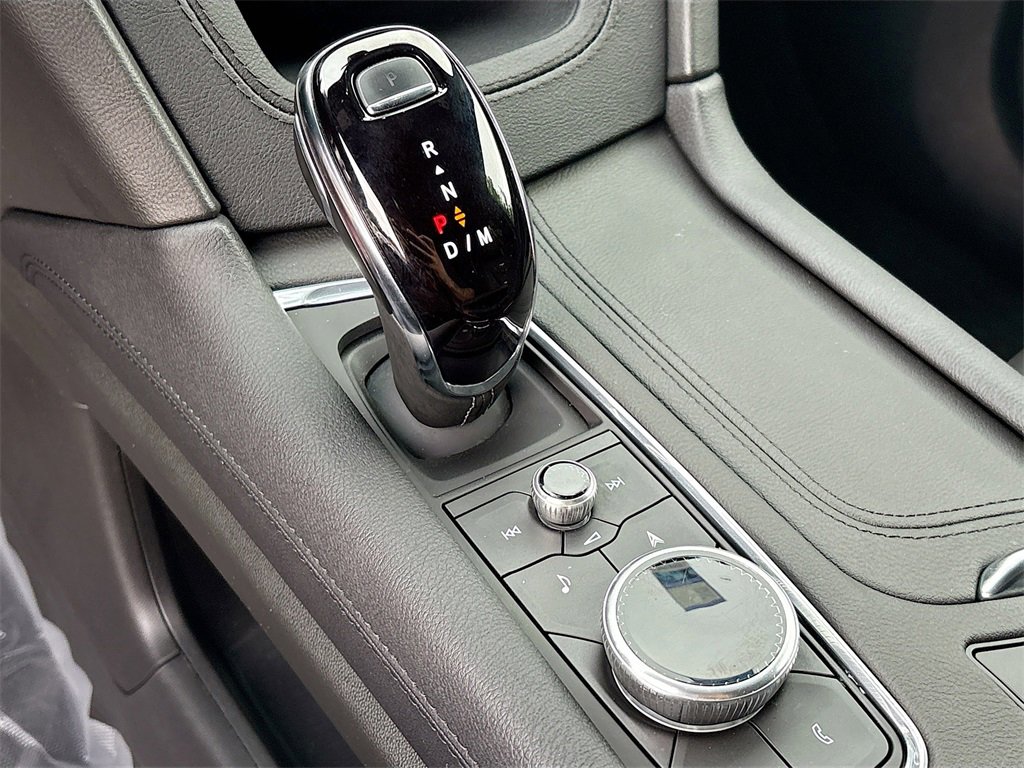 Used 2024 Cadillac XT6 Sport w/ Technology Package image 17