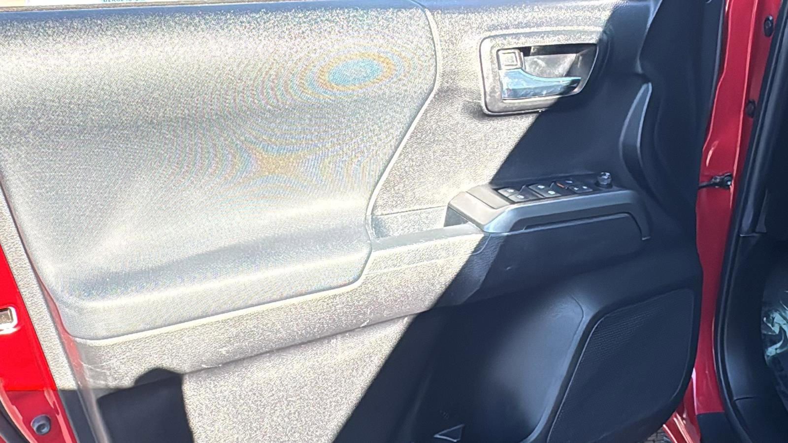 Used 2023 Toyota Tacoma TRD Sport image 11