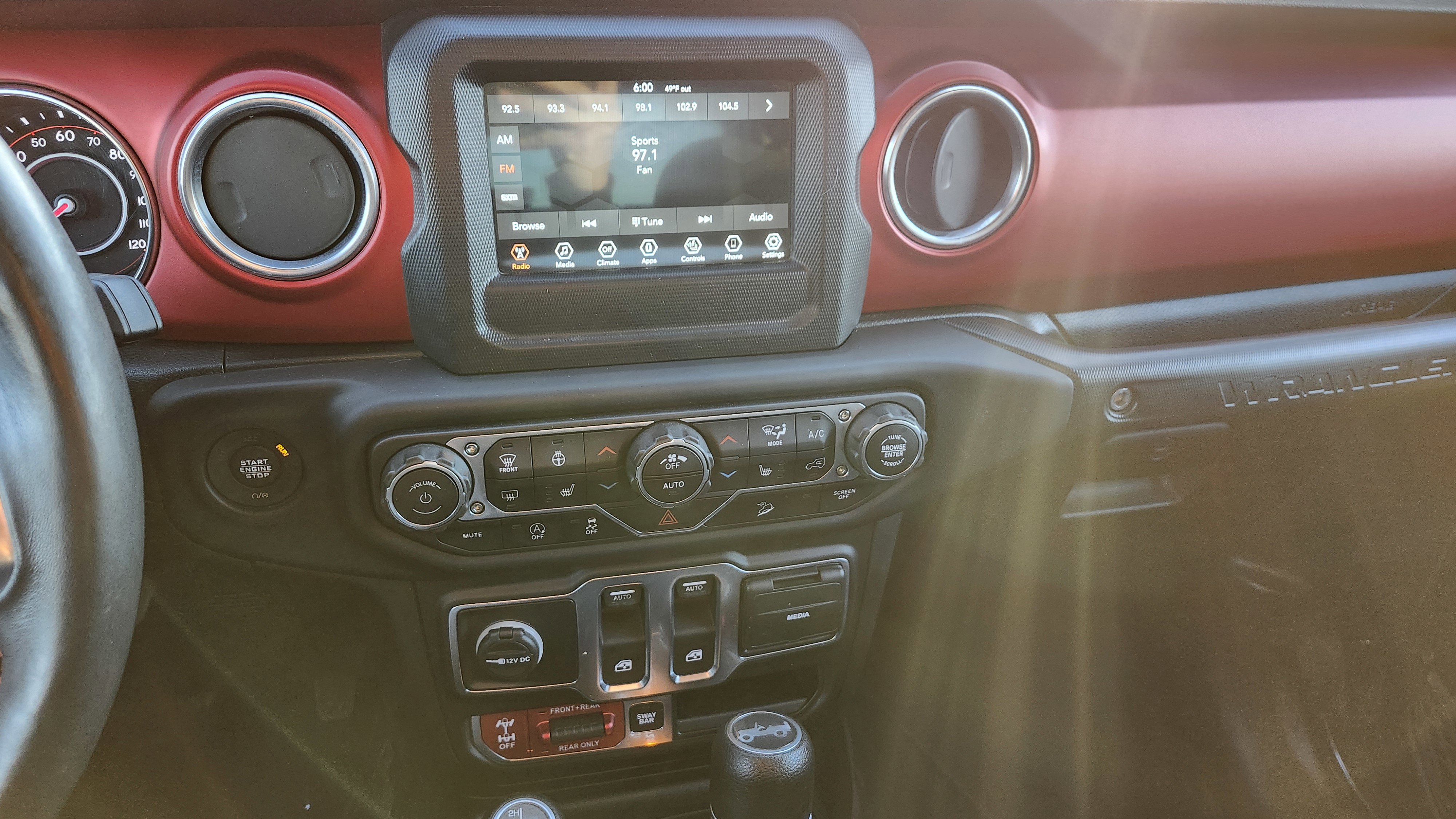 Used 2019 Jeep Wrangler Rubicon w/ Cold Weather Group image 22