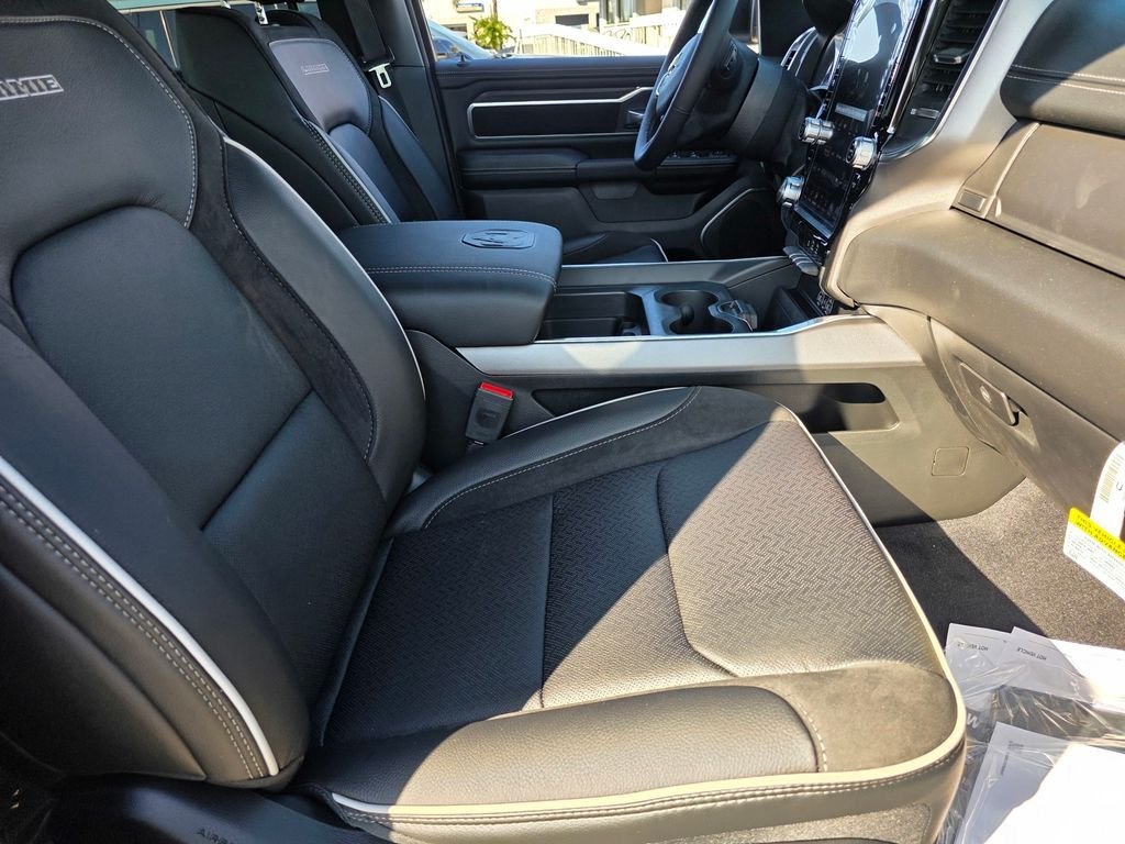 New 2026 RAM 1500 Laramie w/ Sport Appearance Package AWD/4WD image 12