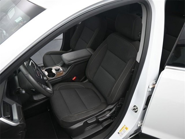 Used 2023 GMC Acadia SLE image 11