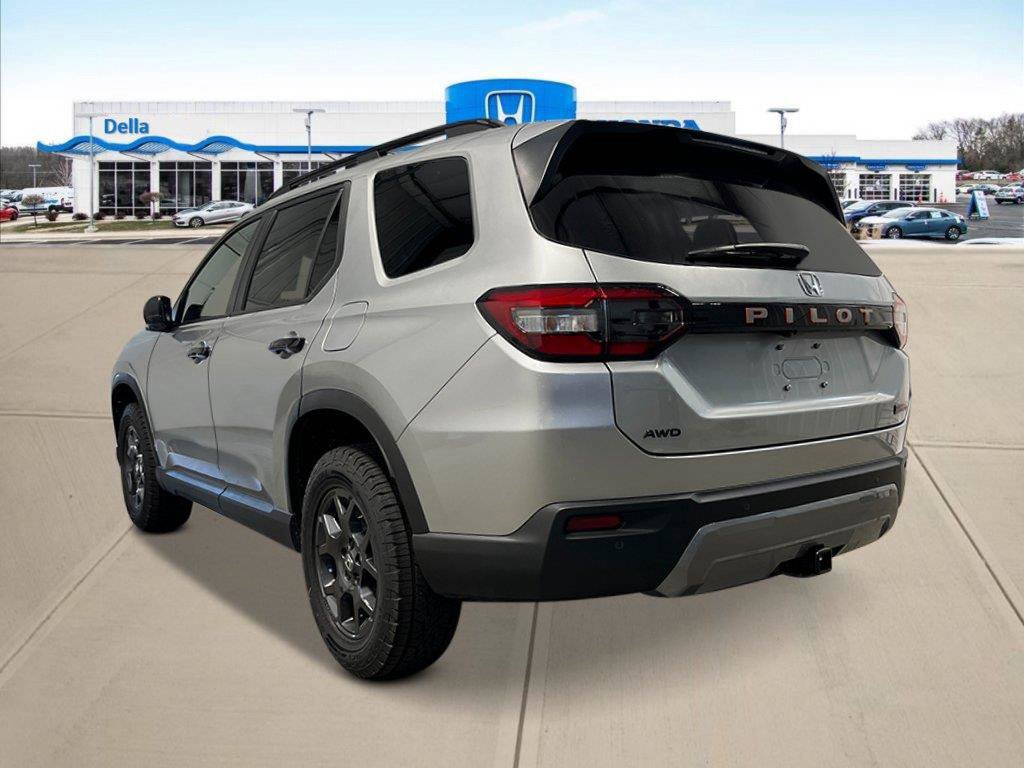 New 2026 Honda Pilot TrailSport image 5