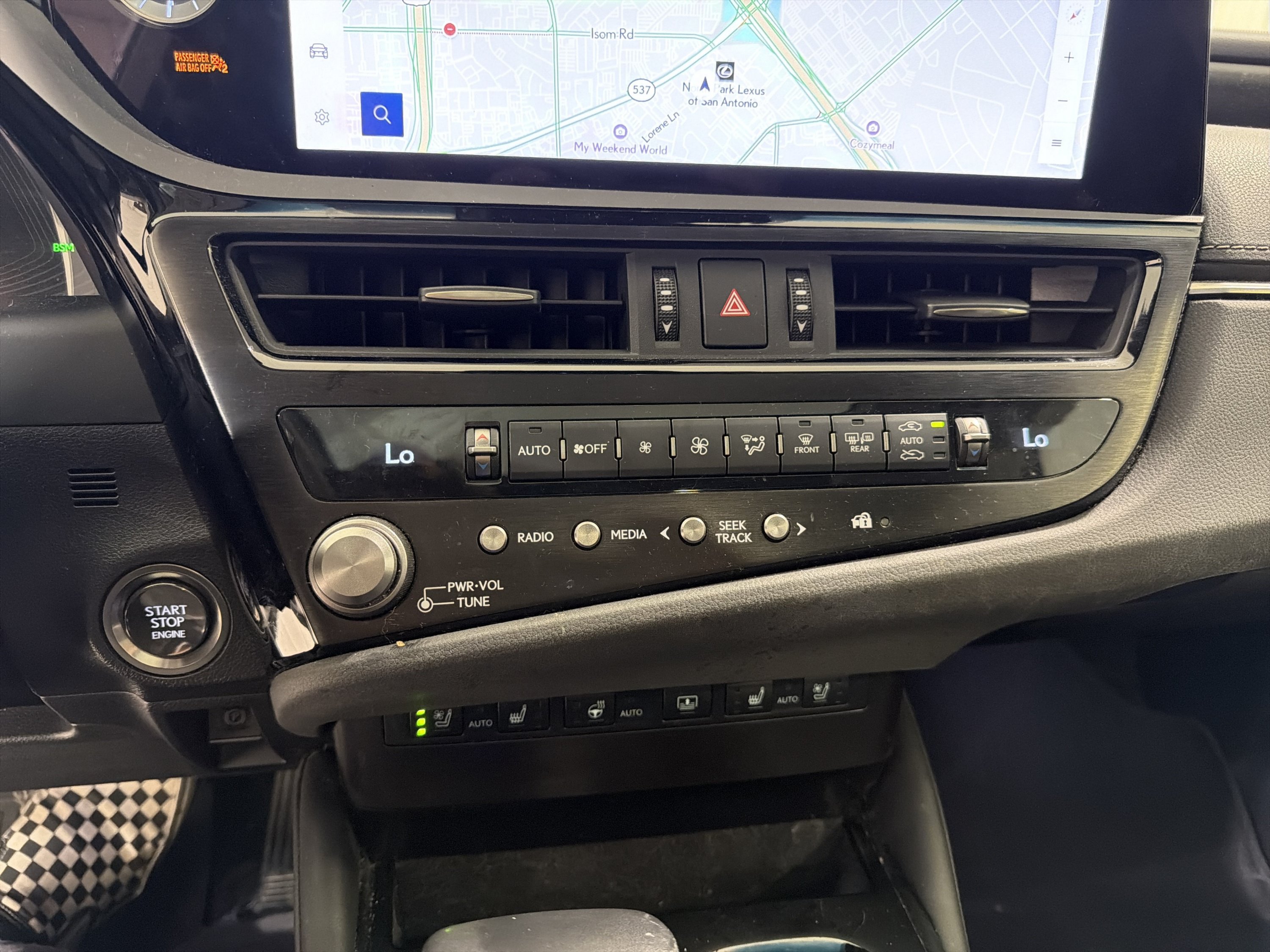 Used 2025 Lexus ES 350 Ultra Luxury w/ Accessory Package (Z2) FWD image 19