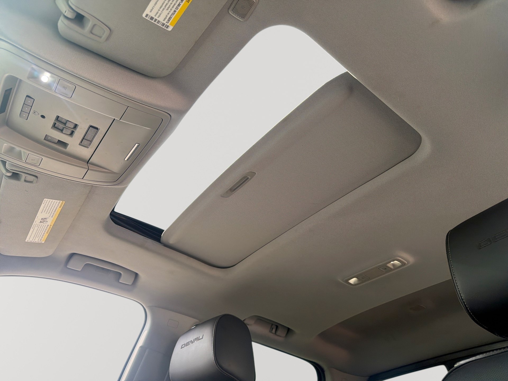 Used 2015 GMC Sierra 1500 Denali AWD/4WD image 16