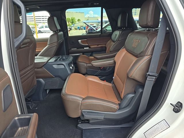 Used 2025 Ford Expedition King Ranch AWD/4WD image 17