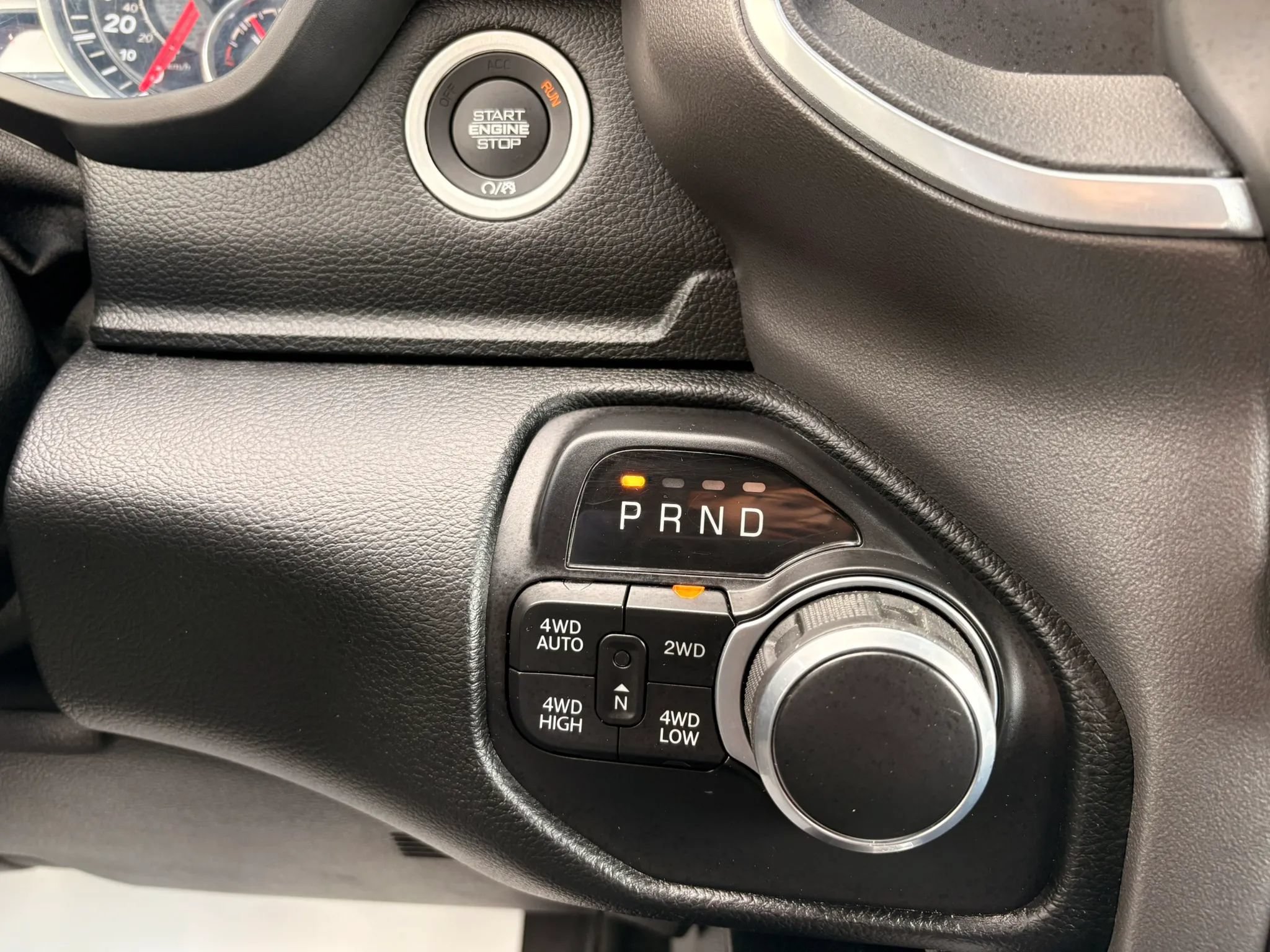 Used 2022 RAM 1500 Big Horn AWD/4WD image 27