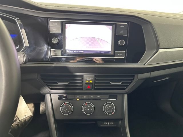 Used 2024 Volkswagen Jetta S image 22