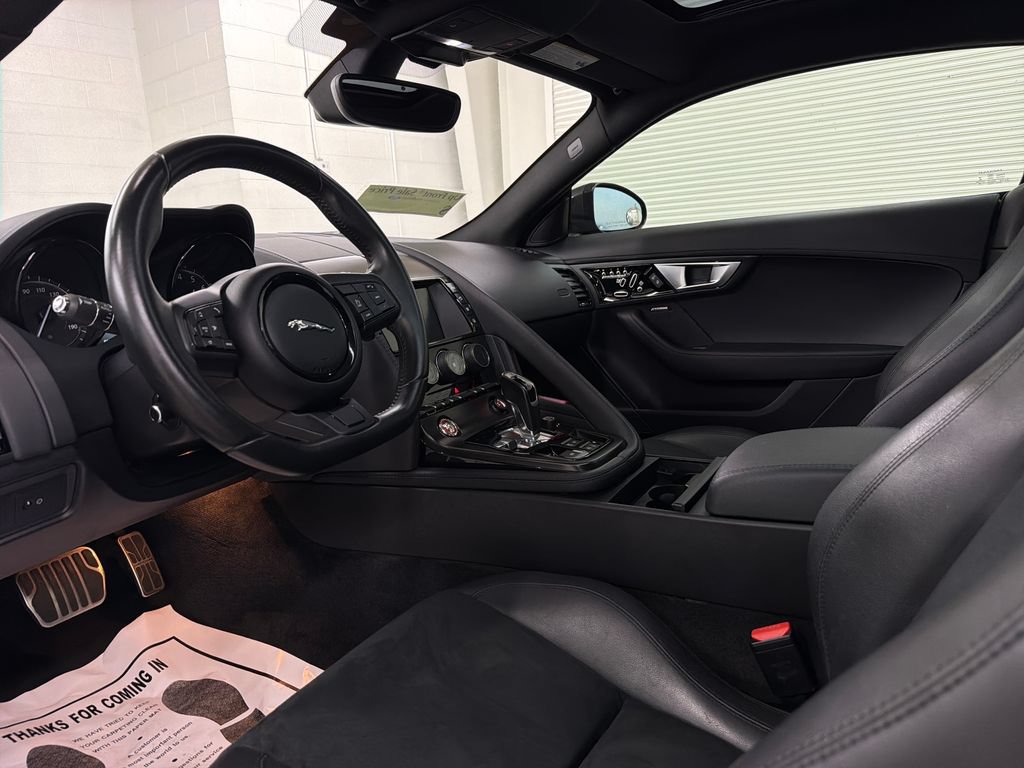 Used 2017 Jaguar F-TYPE S RWD image 5