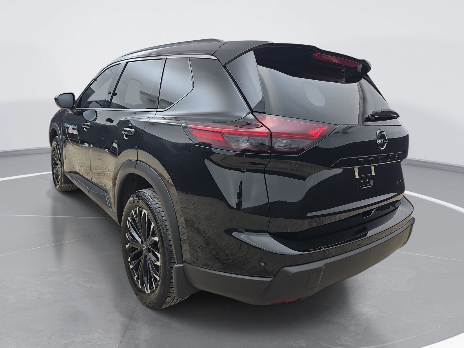 Used 2026 Nissan Rogue Dark Armor AWD/4WD image 6