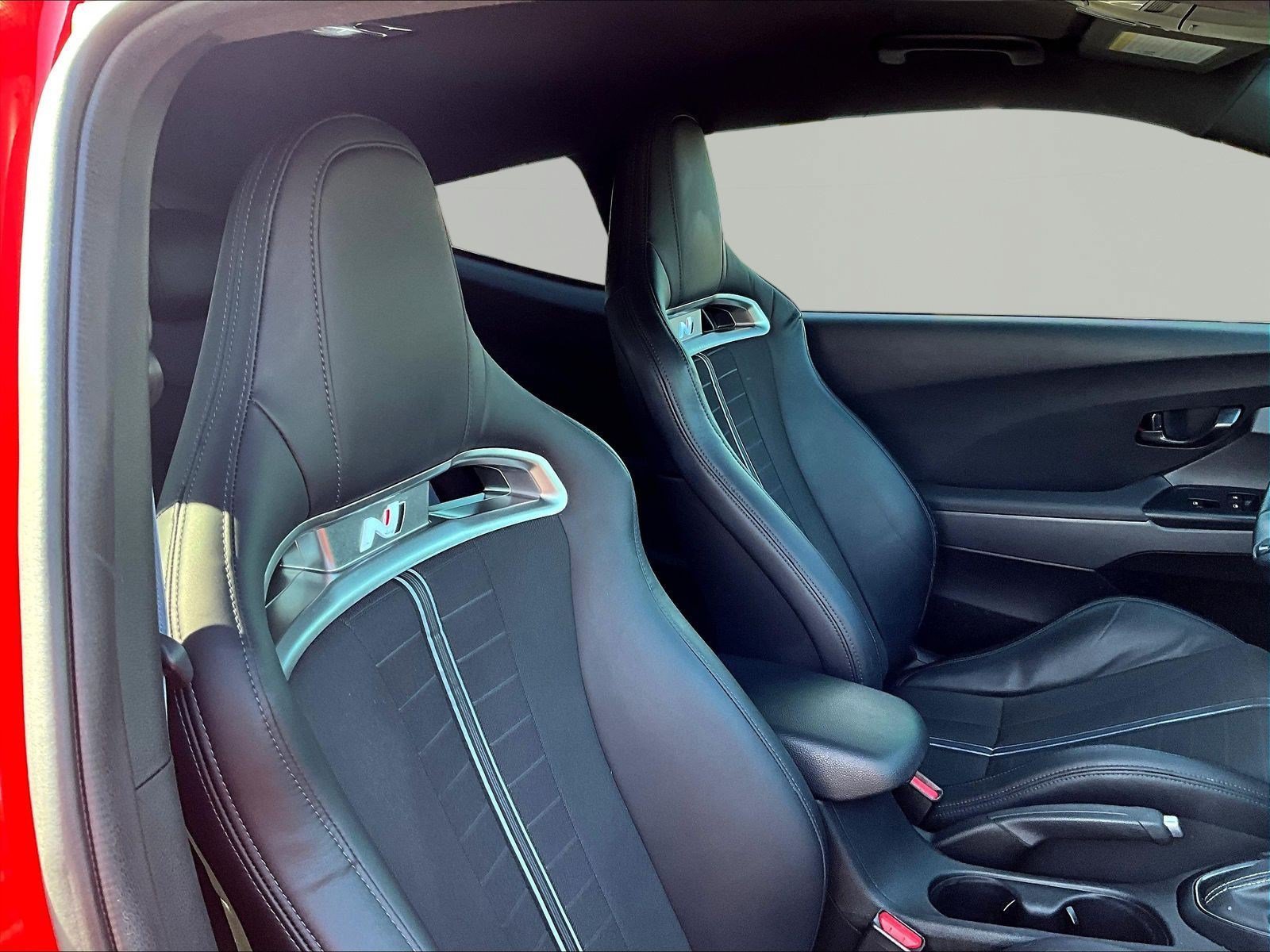 Used 2022 Hyundai Veloster N FWD image 28