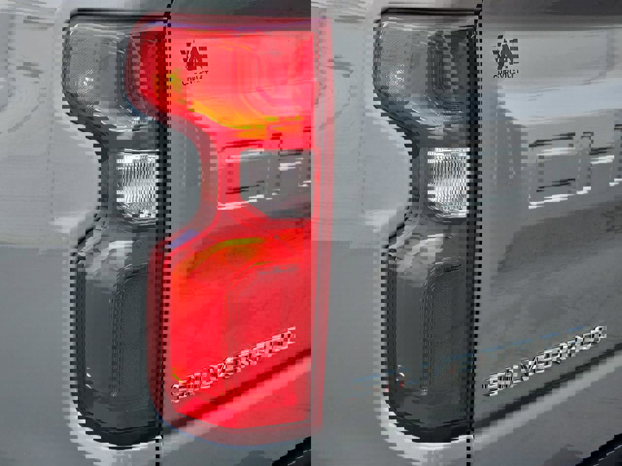 Certified 2024 Chevrolet Silverado 1500 High Country w/ Technology Package image 39