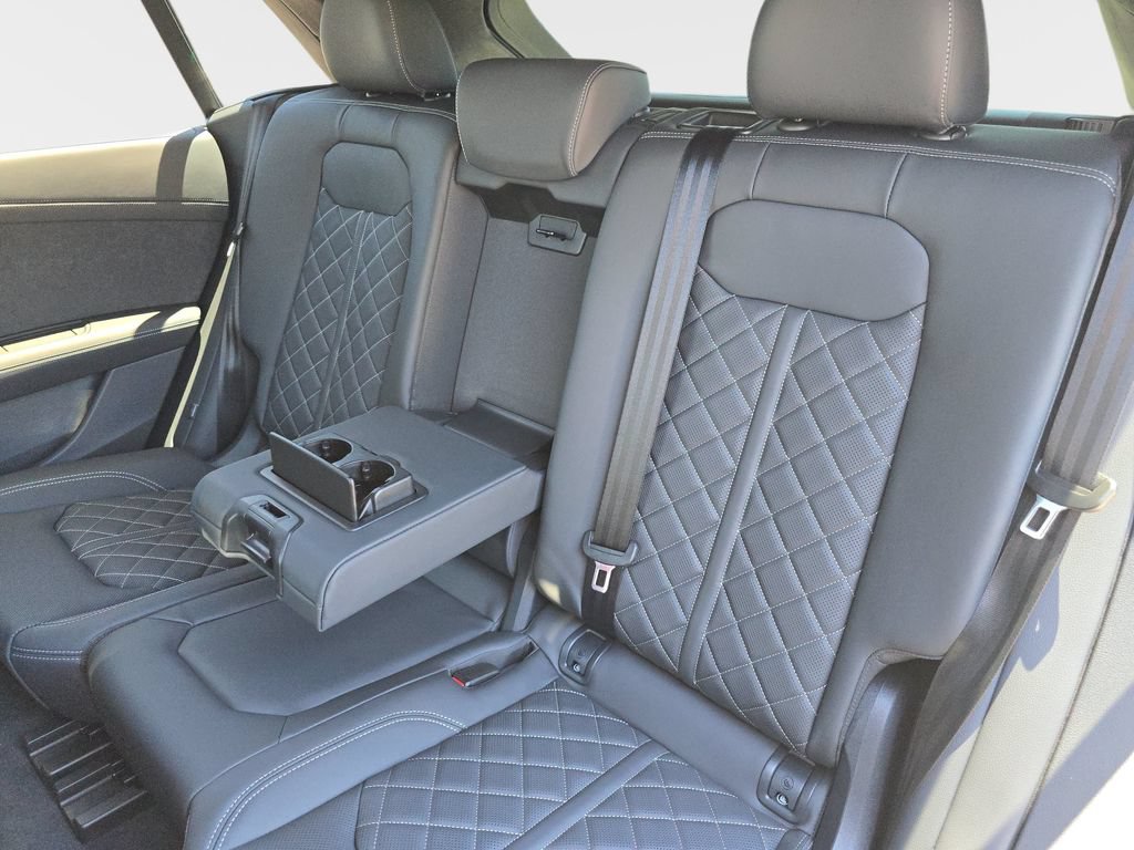 New 2026 Audi SQ8 Prestige AWD/4WD image 14
