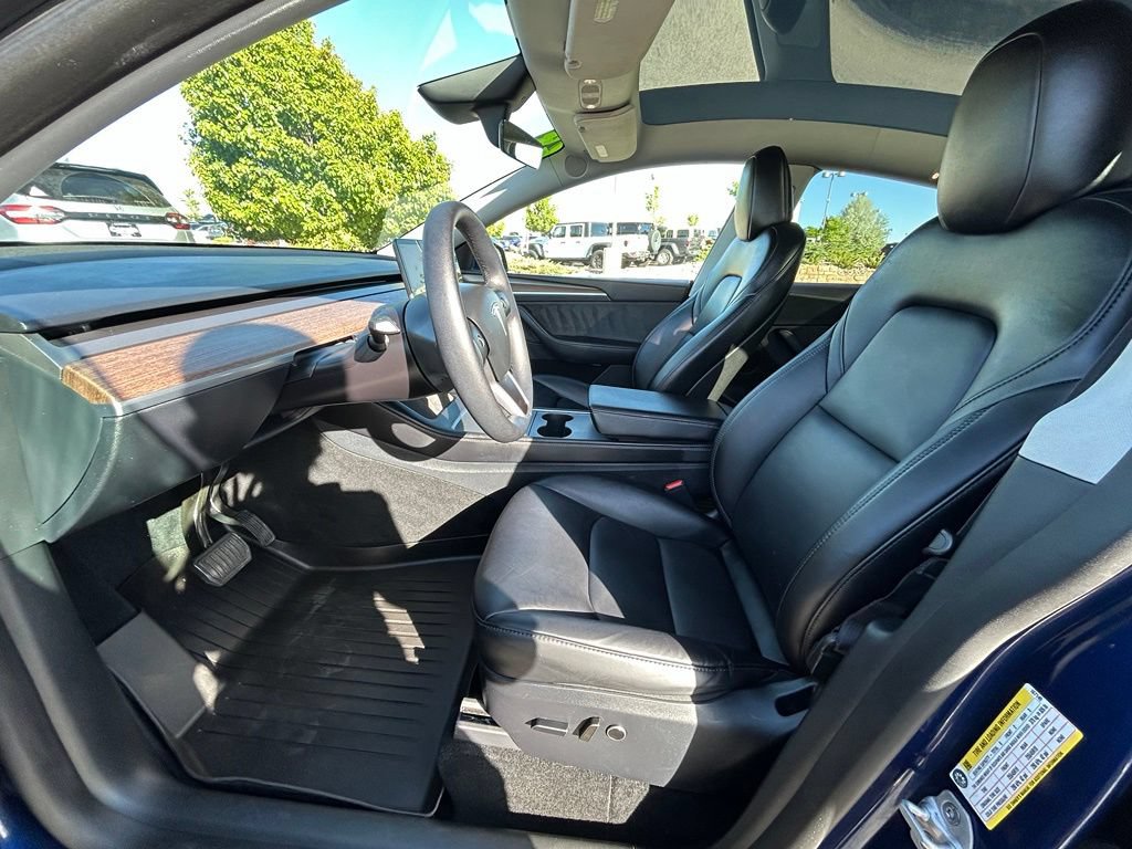Used 2024 Tesla Model Y Long Range AWD/4WD image 11