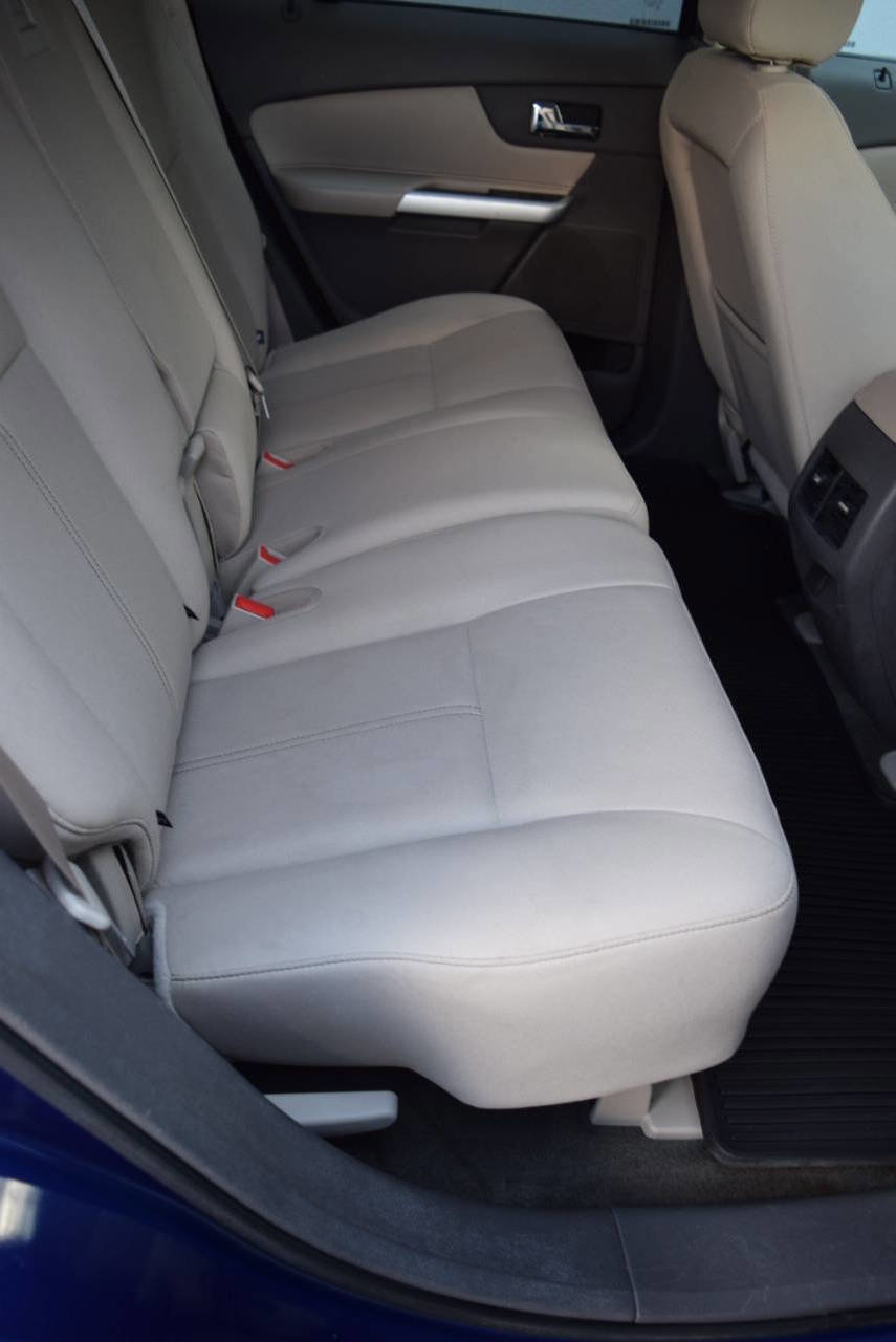 Used 2013 Ford Edge SE image 40