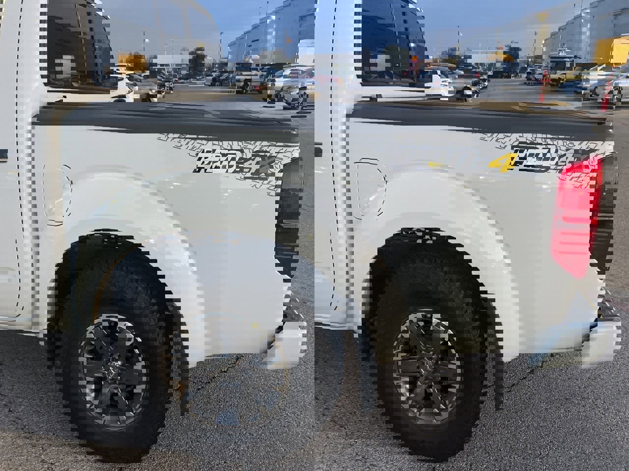 Used 2019 Nissan Frontier S image 7