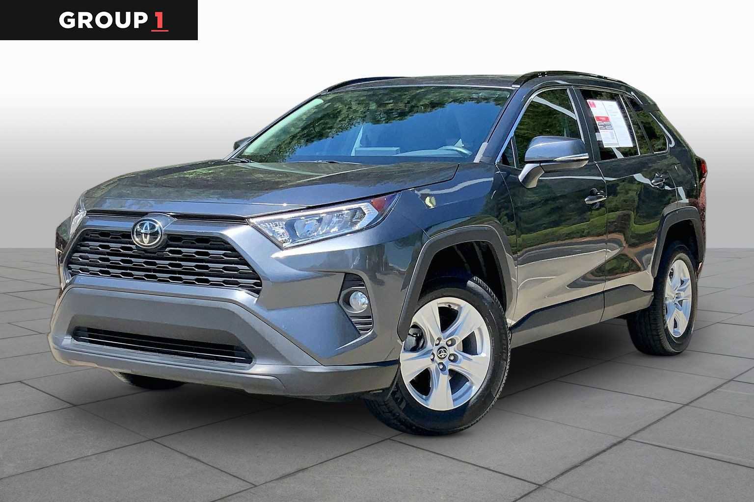 Used 2019 Toyota RAV4 XLE image 1
