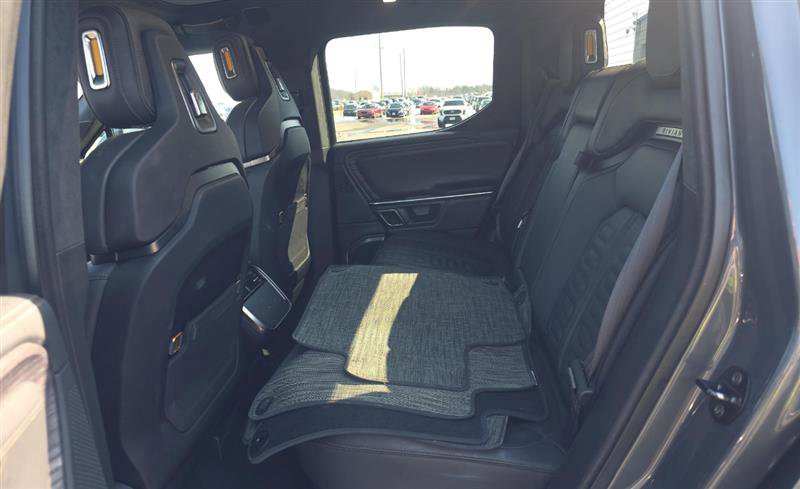 Used 2023 Rivian R1T Adventure image 10