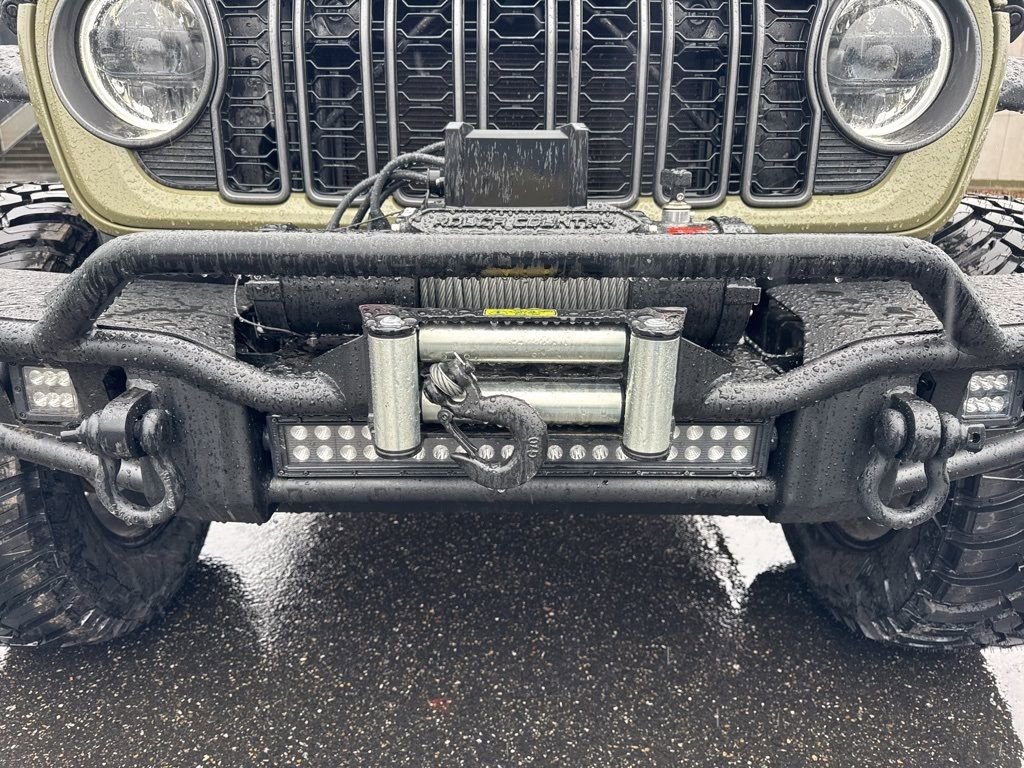 Used 2025 Jeep Wrangler Unlimited Rubicon image 12