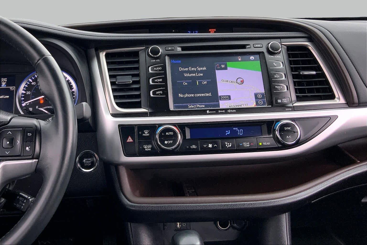 Used 2016 Toyota Highlander XLE AWD/4WD image 7