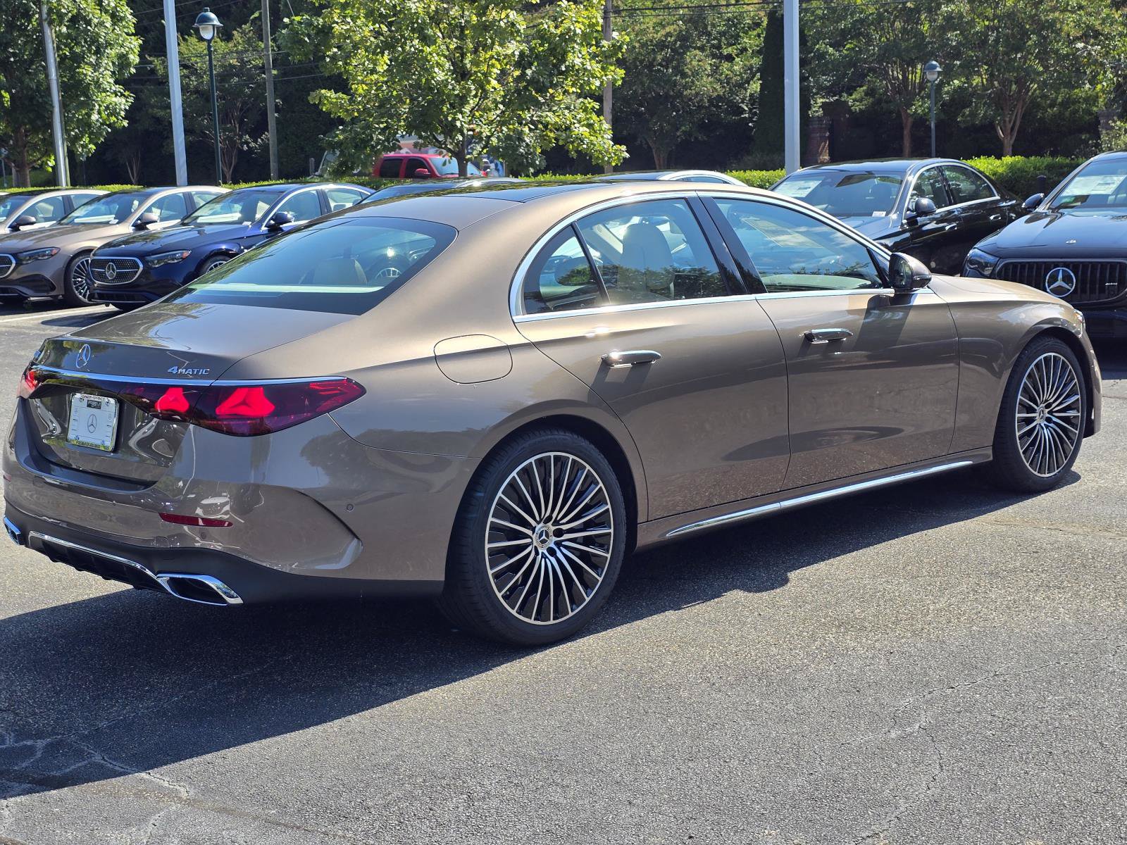 New 2027 Mercedes-Benz E 450 4MATIC Sedan image 6