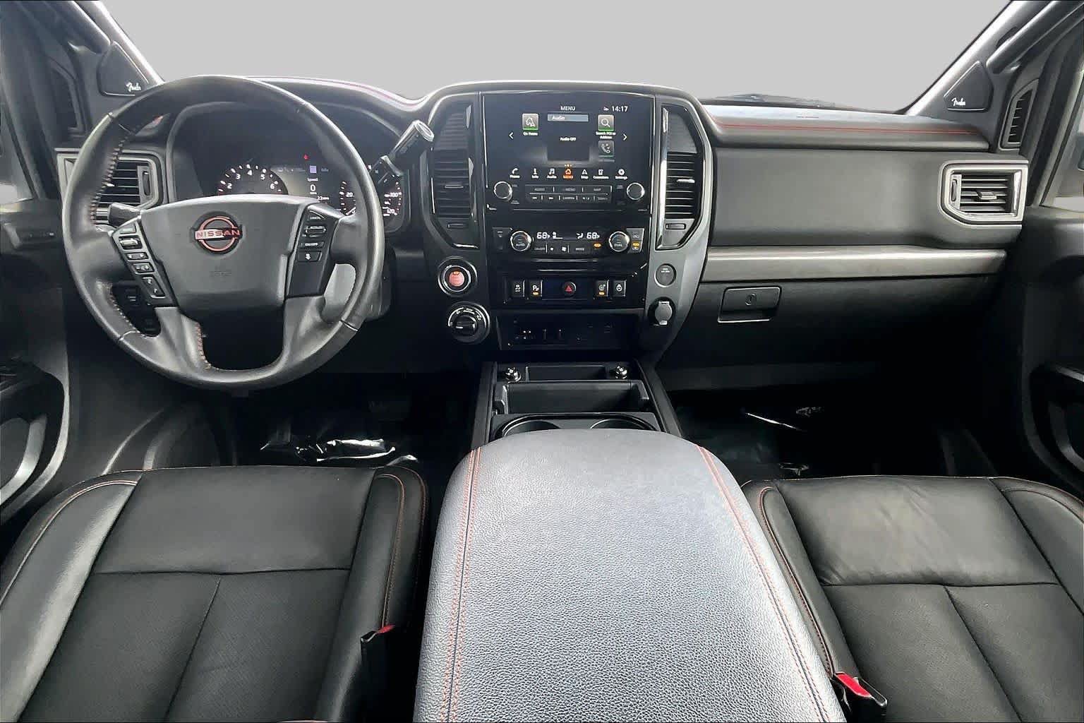 Used 2023 Nissan Titan PRO-4X w/ Pro-4x Convenience Package AWD/4WD image 16