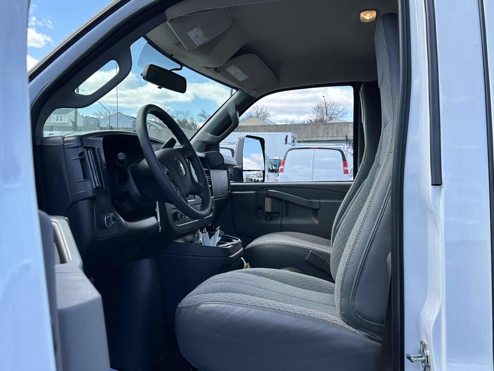 New 2024 Chevrolet Express 3500 w/ Power Convenience Package RWD image 18