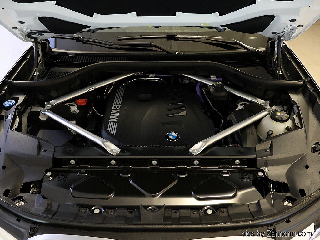 Certified 2024 BMW X7 xDrive40i w/ M Sport Package image 40