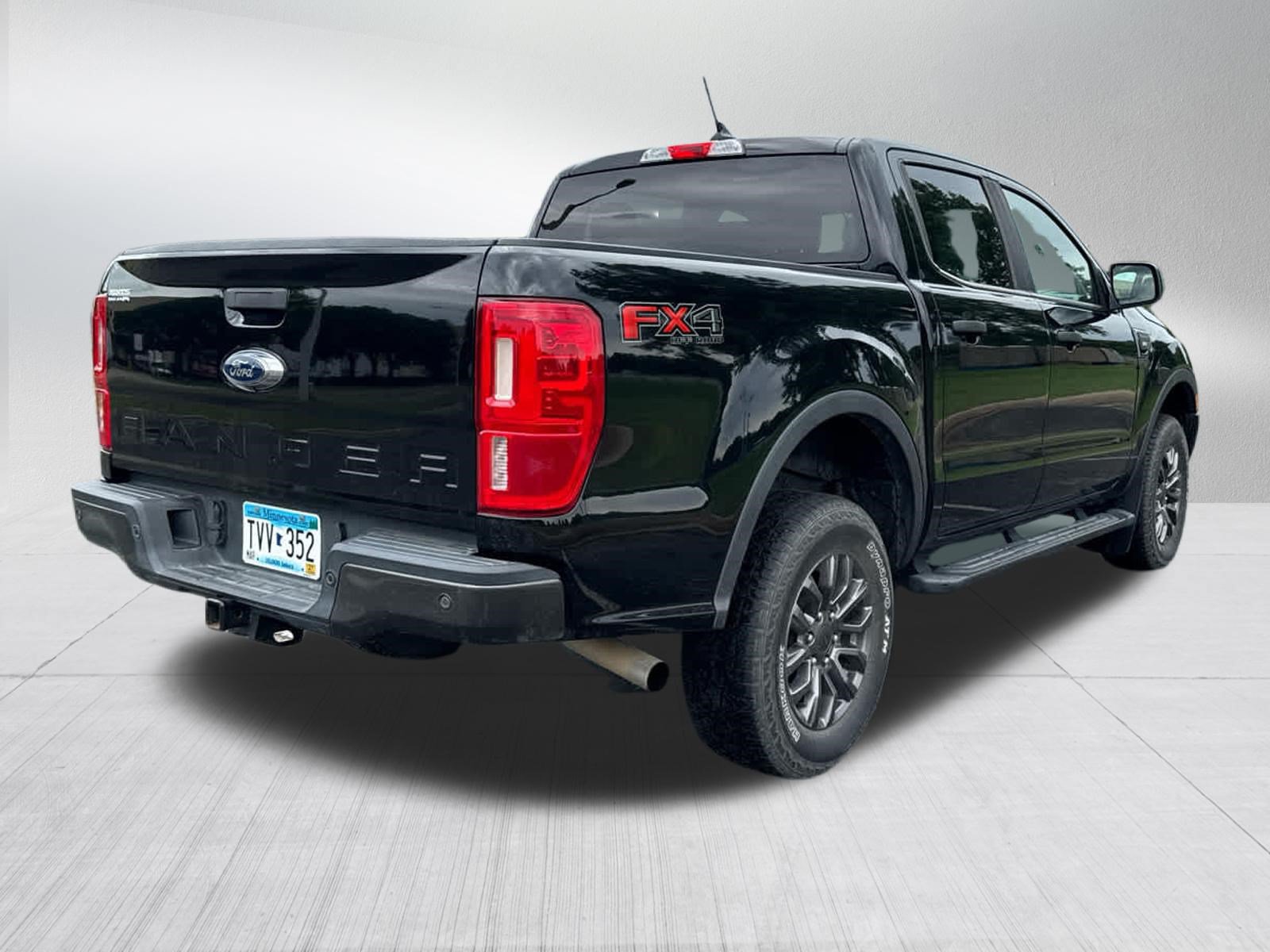 Used 2022 Ford Ranger XLT w/ Equipment Group 301A Mid AWD/4WD image 8