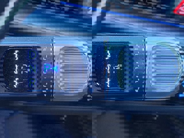 Certified 2025 Hyundai Ioniq 6 SEL image 18