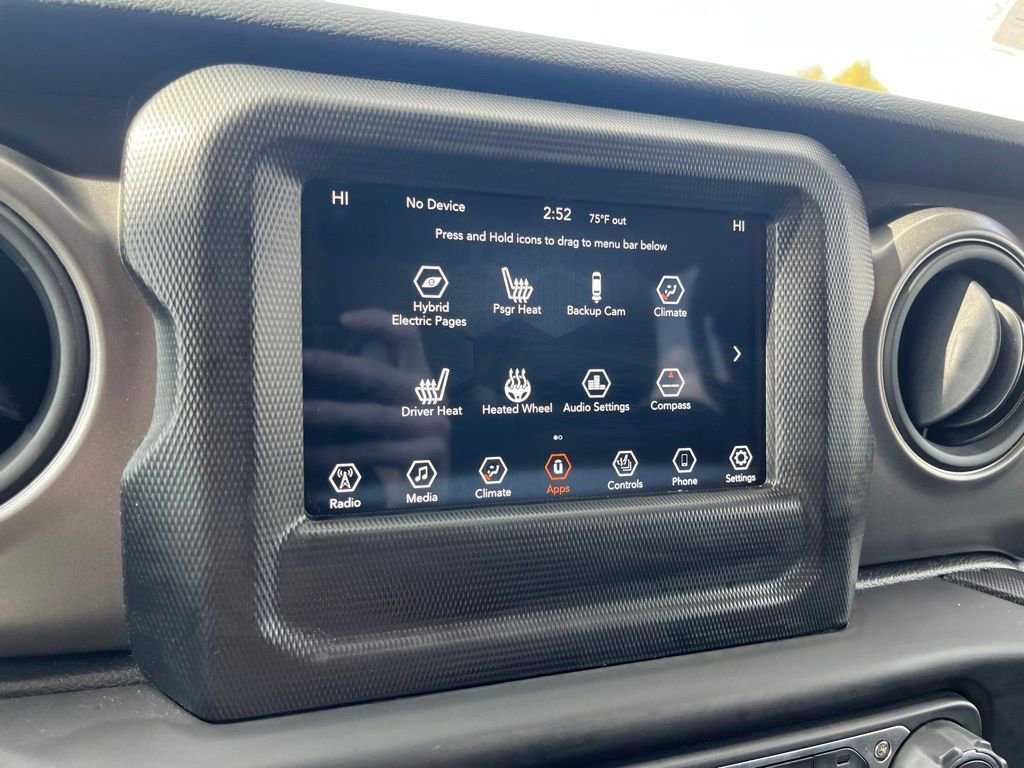 Used 2023 Jeep Wrangler Unlimited w/ Cold Weather Group image 23