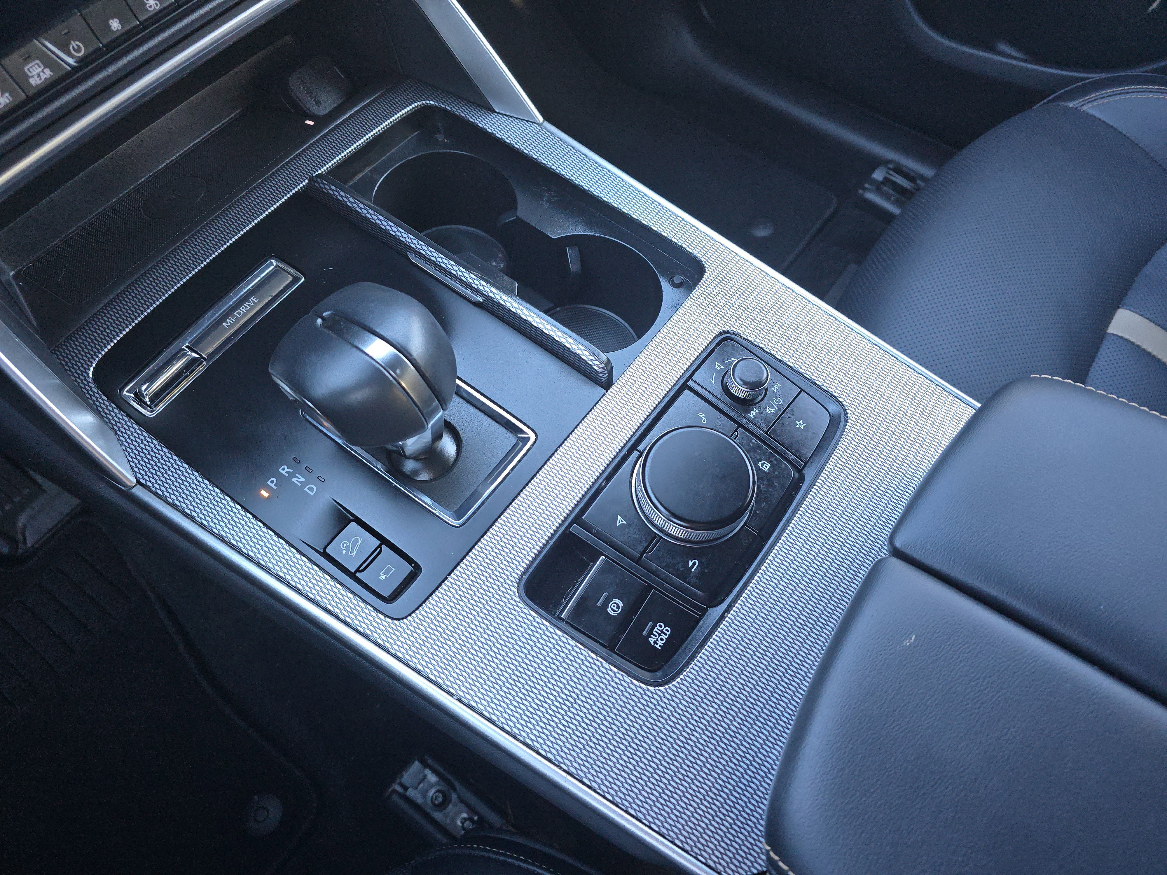 Used 2025 MAZDA CX-90 3.3 Turbo S w/ Premium Package image 23