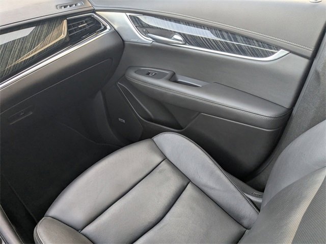 Used 2022 Cadillac XT6 Premium Luxury w/ Technology Package image 19