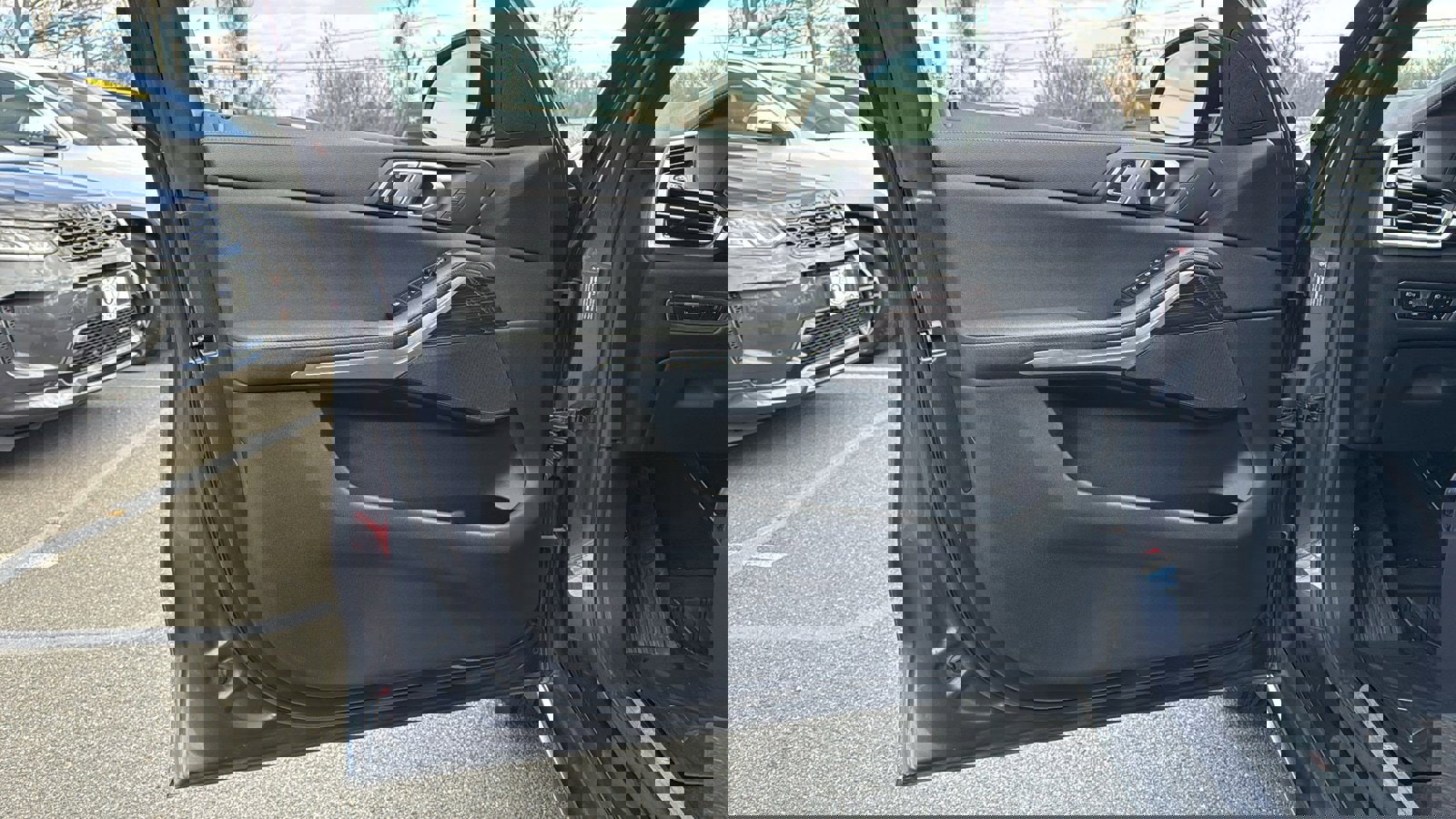 Used 2021 BMW X5 xDrive40i w/ Convenience Package image 11