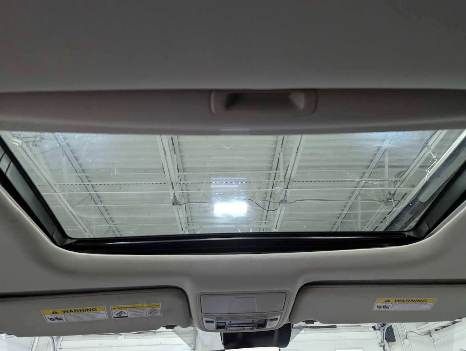 Used 2019 Acura MDX w/Technology Pkg image 17